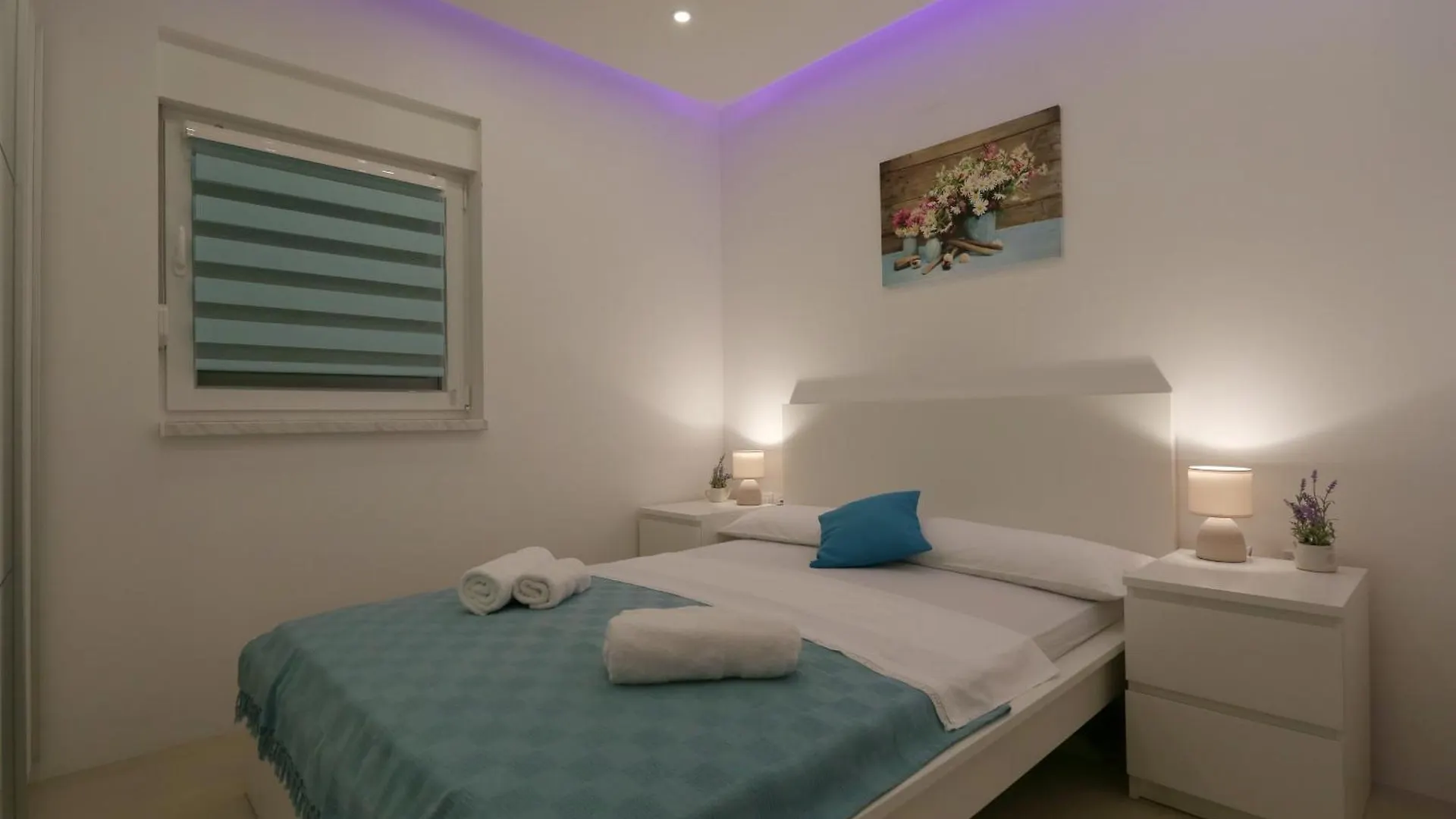 Apartment Emmy Vir
