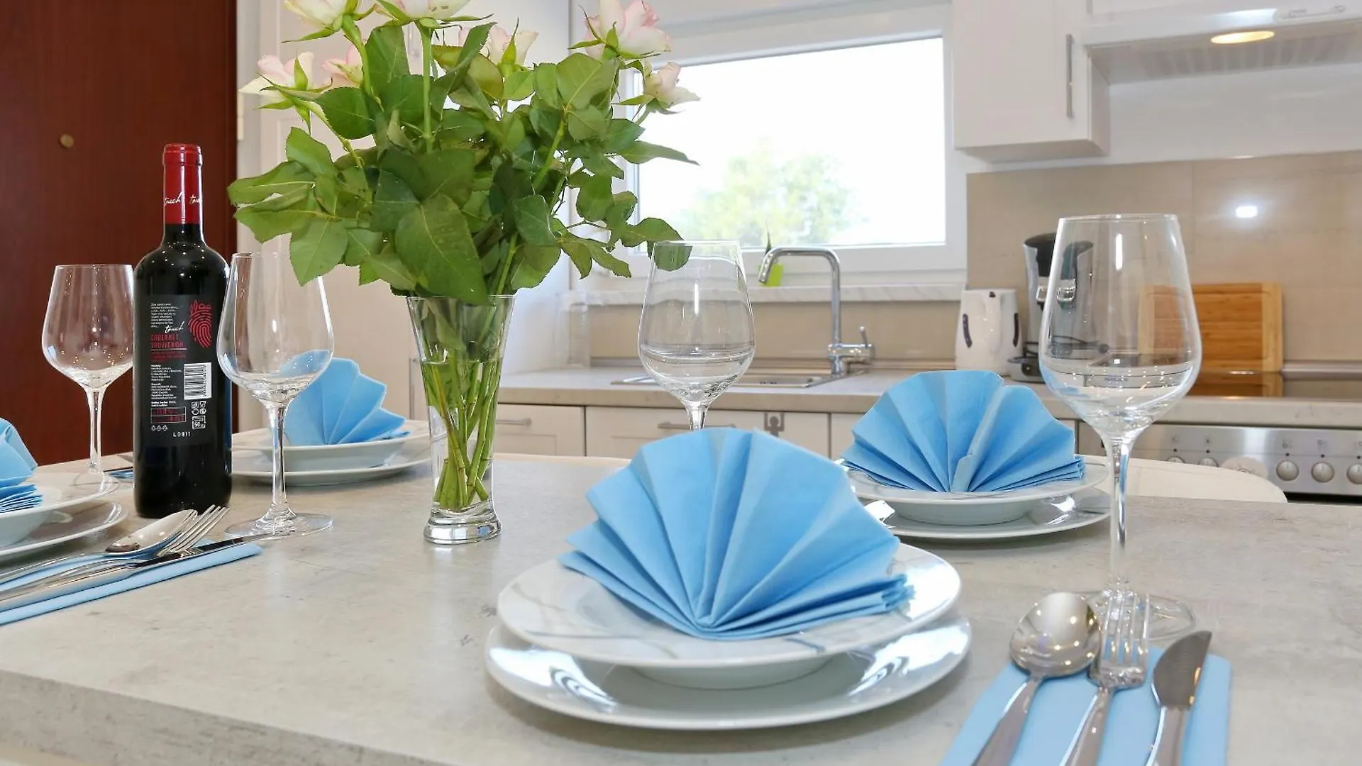 Apartment Emmy Vir